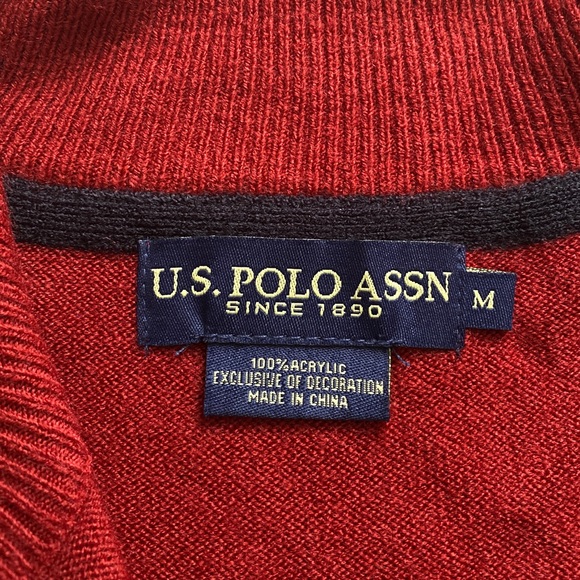 Men’s Red U.S. Pollo Assn Medium Zip Up - Picture 3 of 8